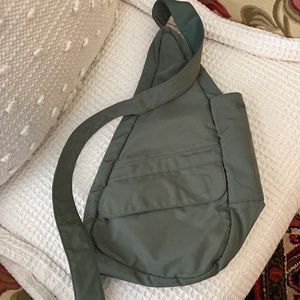 The healthy back bag